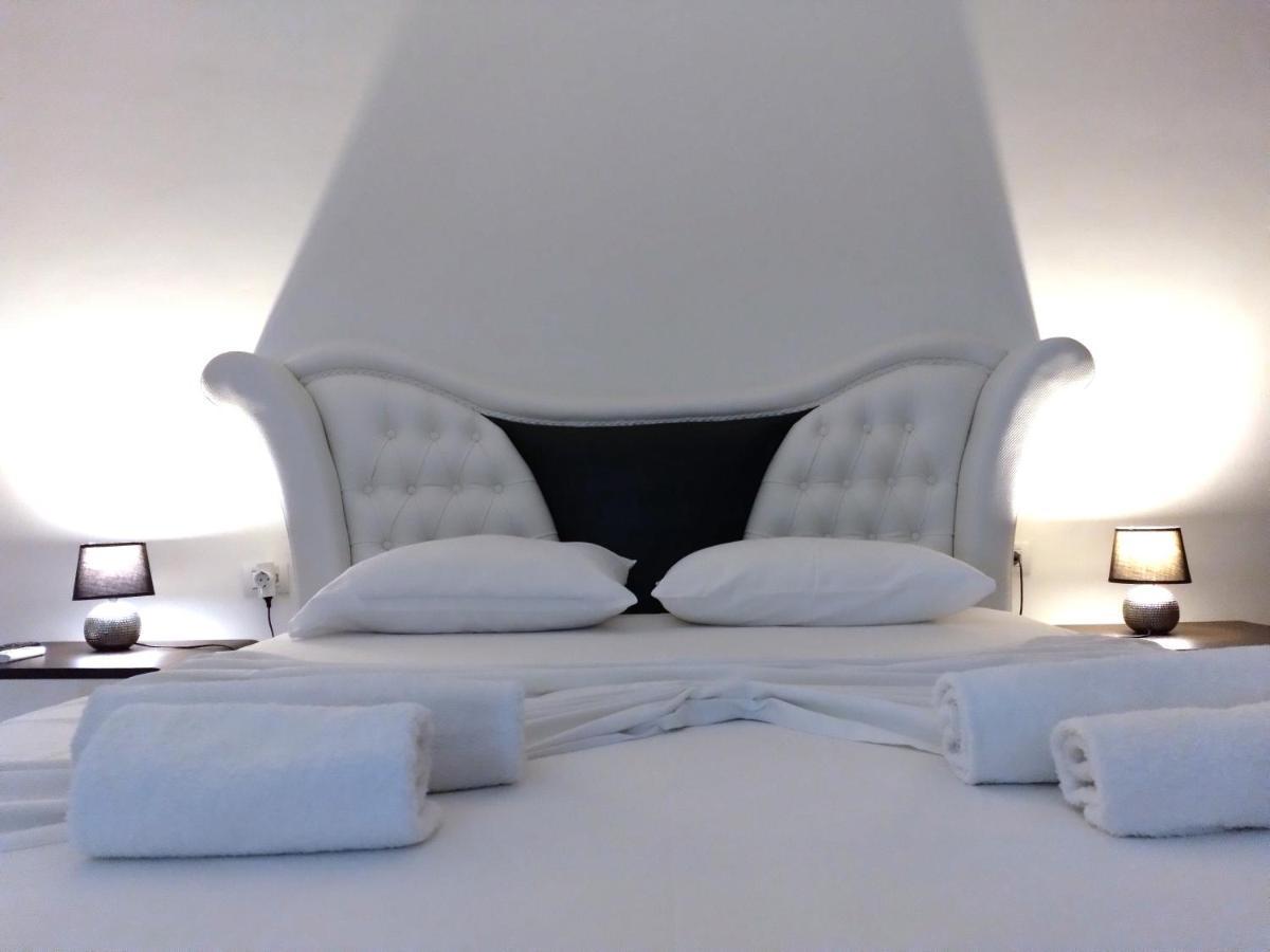 Artur Apartments Химар Екстериор снимка