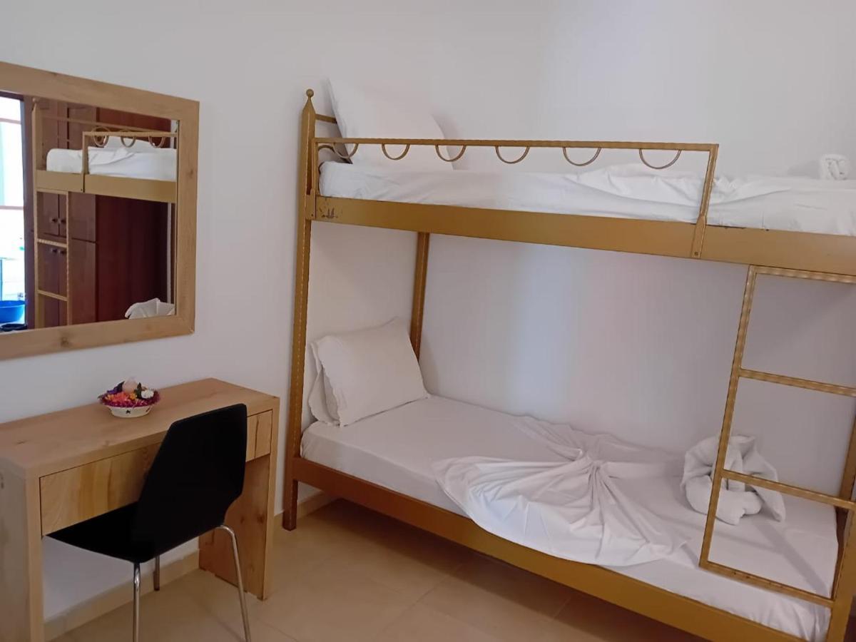 Artur Apartments Химар Екстериор снимка