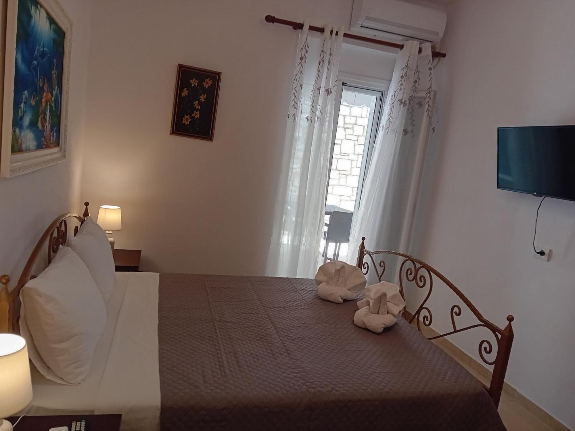 Artur Apartments Химар Стая снимка
