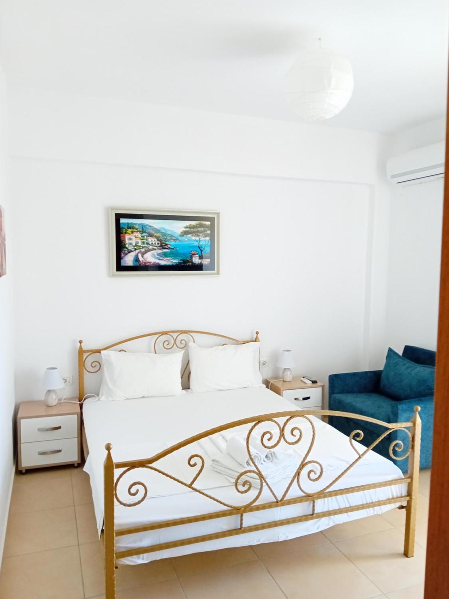 Artur Apartments Химар Стая снимка