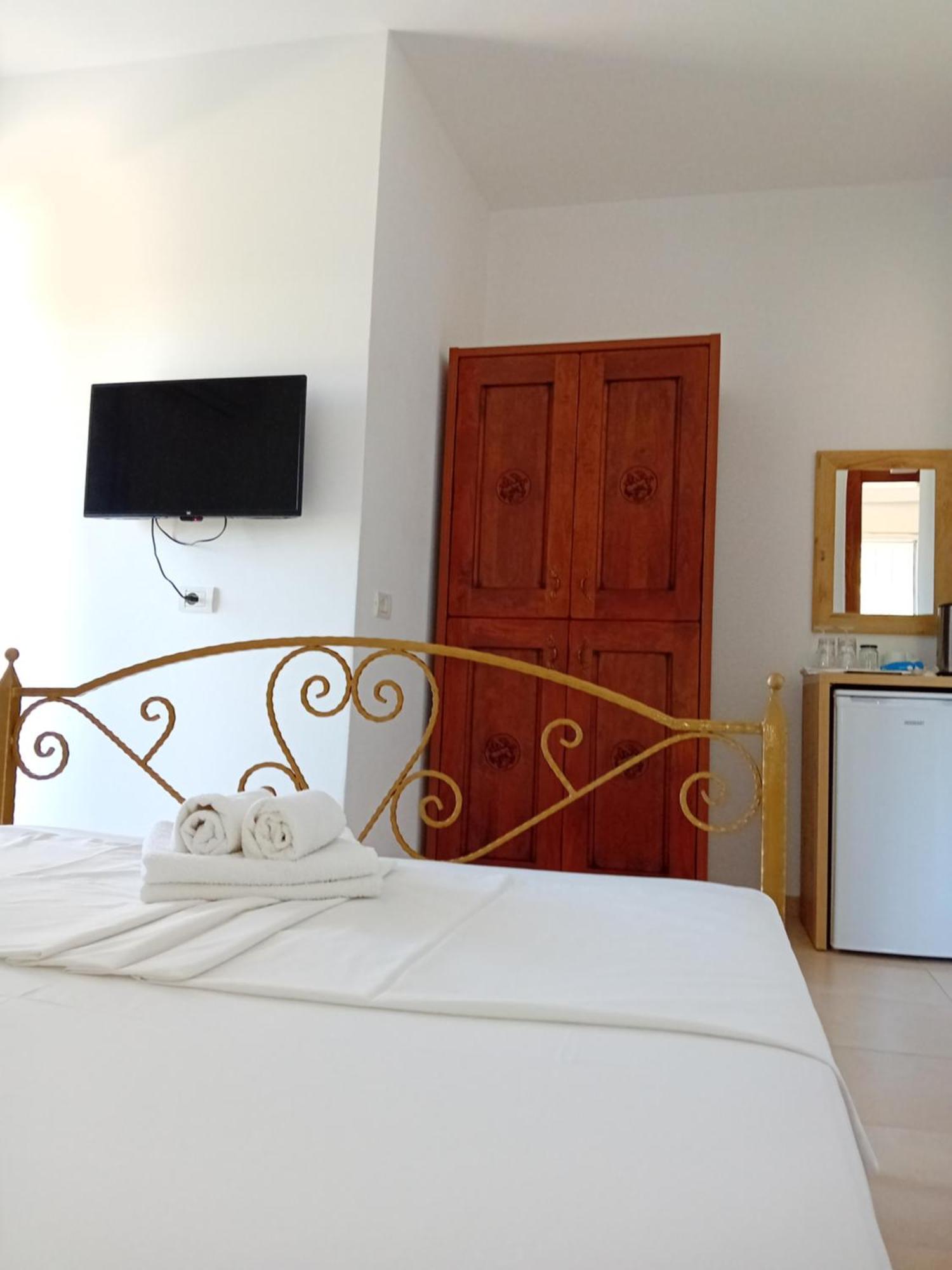 Artur Apartments Химар Стая снимка