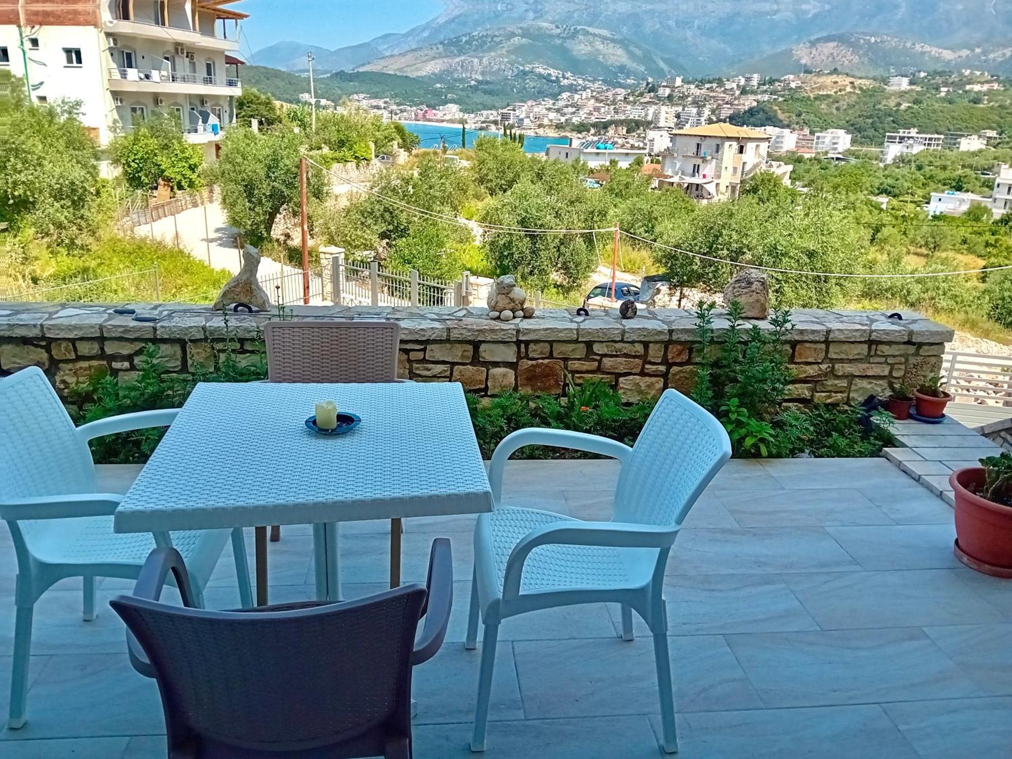 Artur Apartments Химар Екстериор снимка
